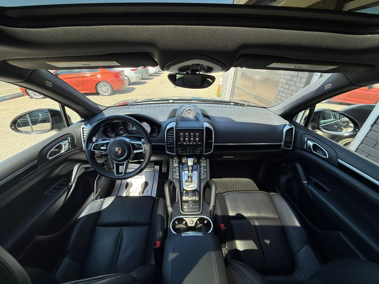 2017 Porsche Cayenne S AWD - Photo #14