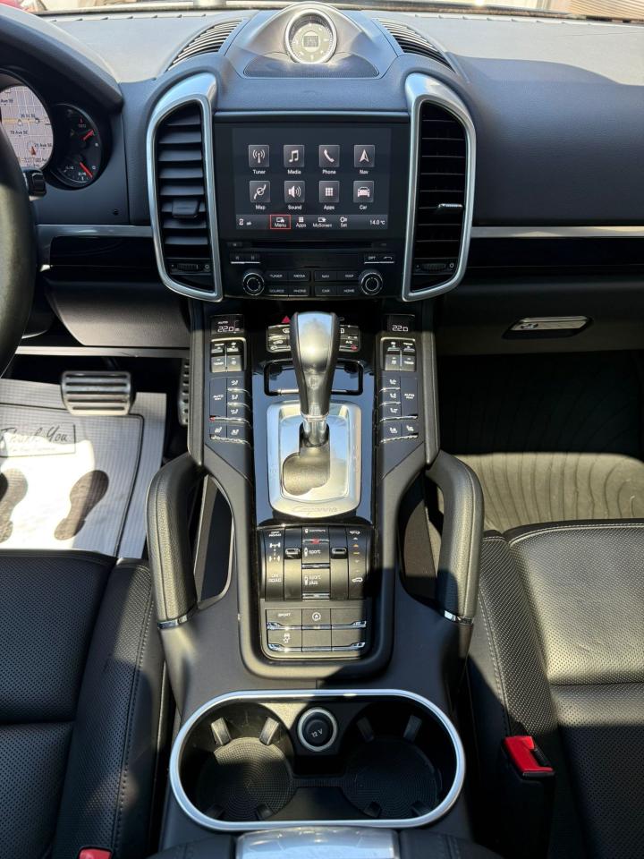 2017 Porsche Cayenne S AWD - Photo #16