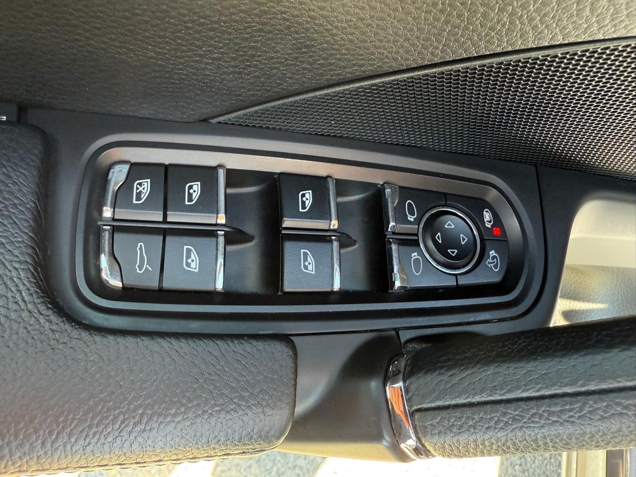 2017 Porsche Cayenne S AWD - Photo #19