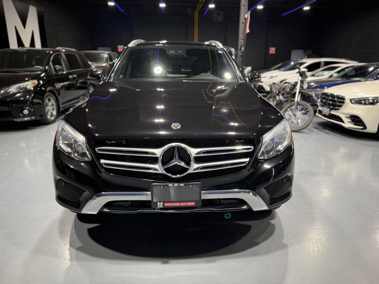 2019 Mercedes-Benz GL-Class GLC 300 - Photo #2
