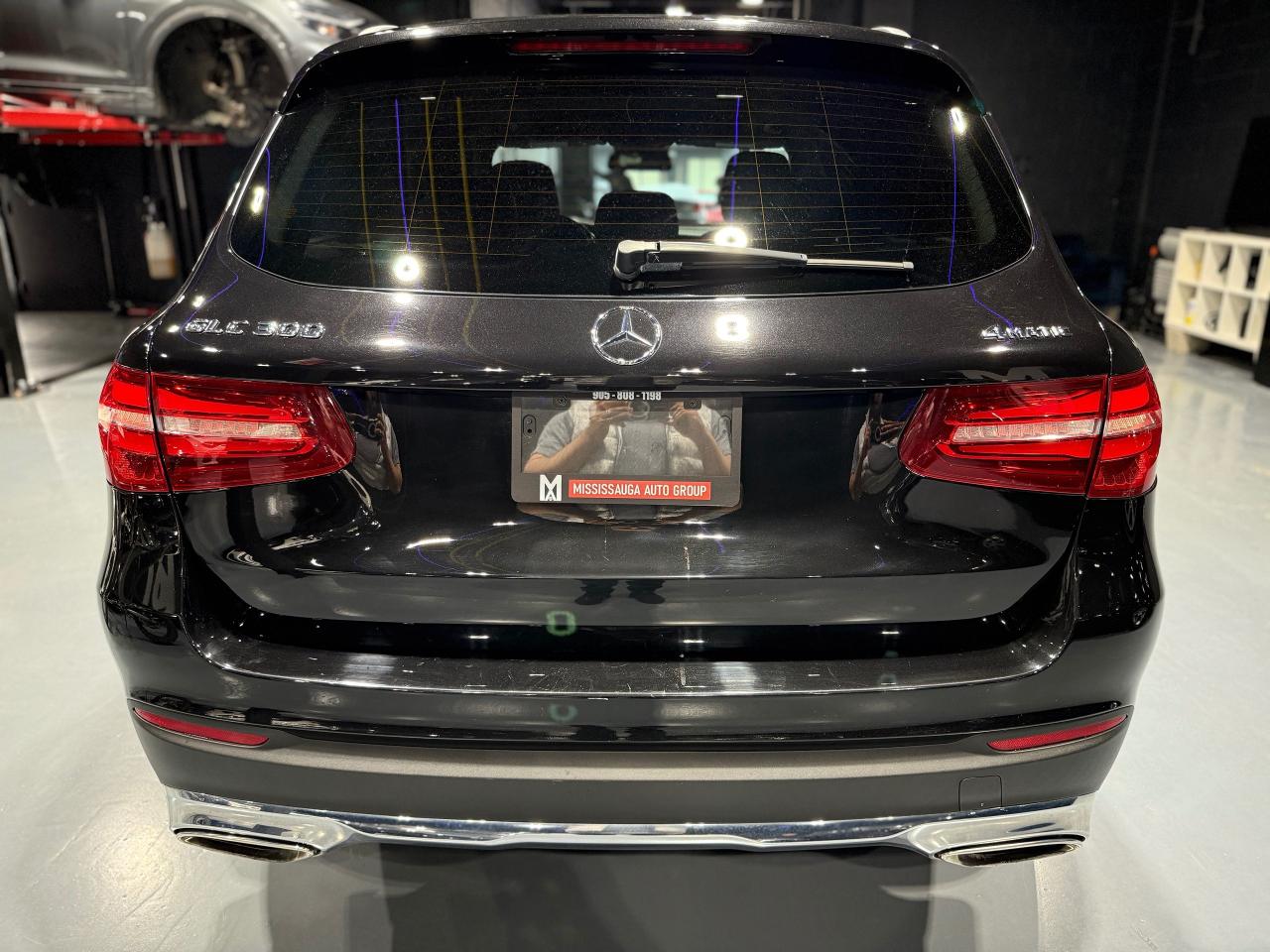 2019 Mercedes-Benz GL-Class GLC 300 - Photo #6