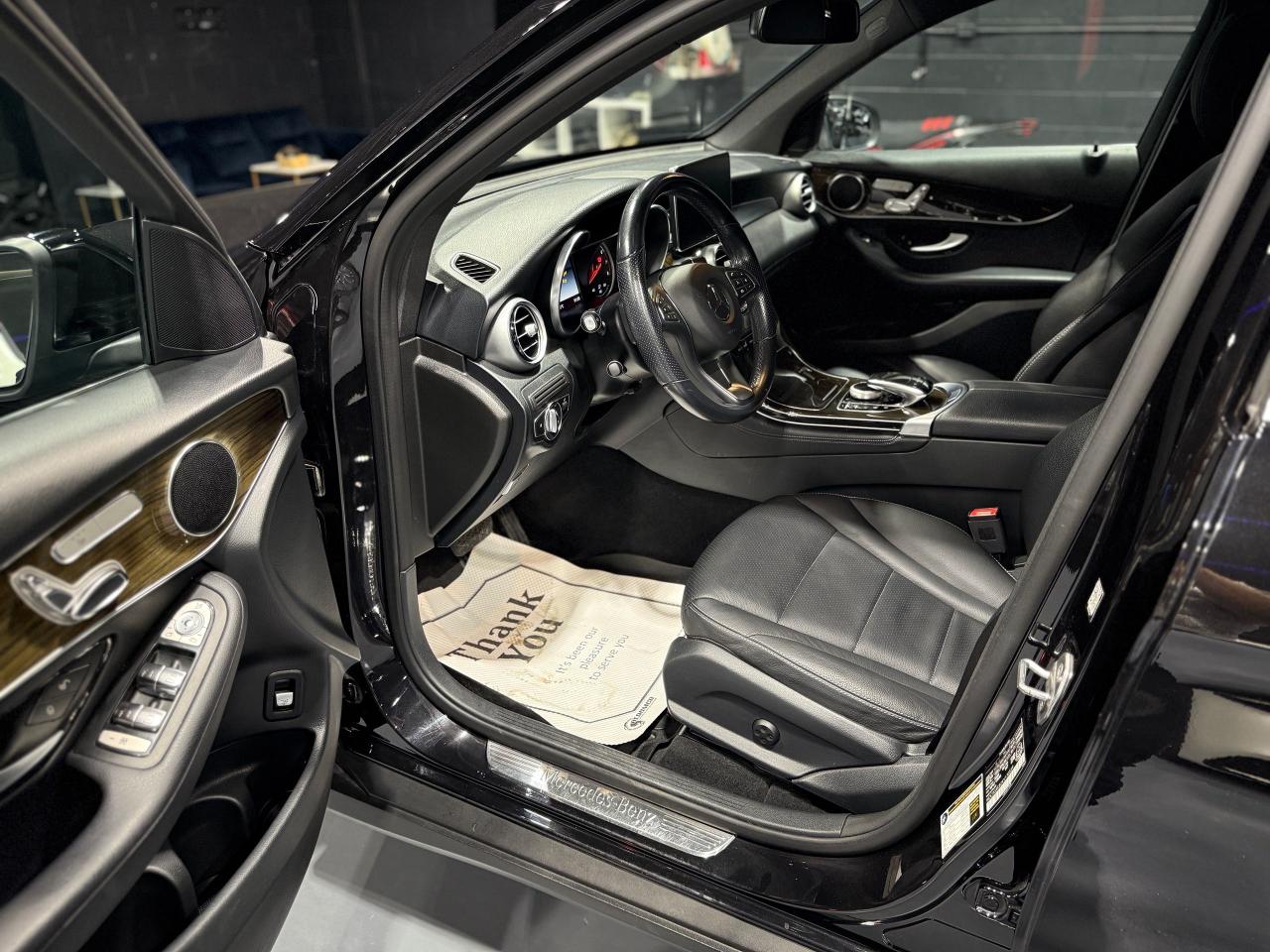 2019 Mercedes-Benz GL-Class GLC 300 - Photo #11