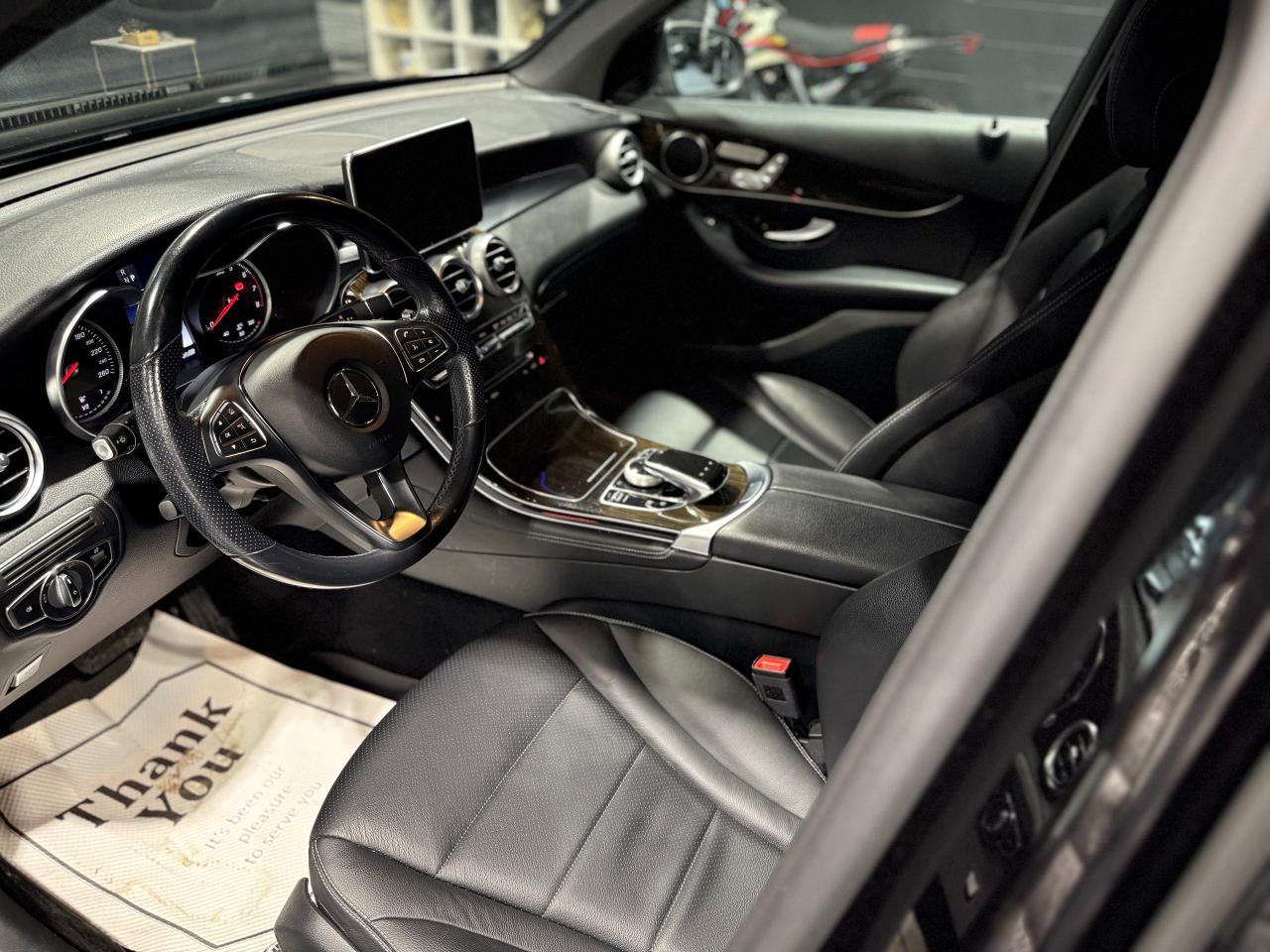 2019 Mercedes-Benz GL-Class GLC 300 - Photo #12