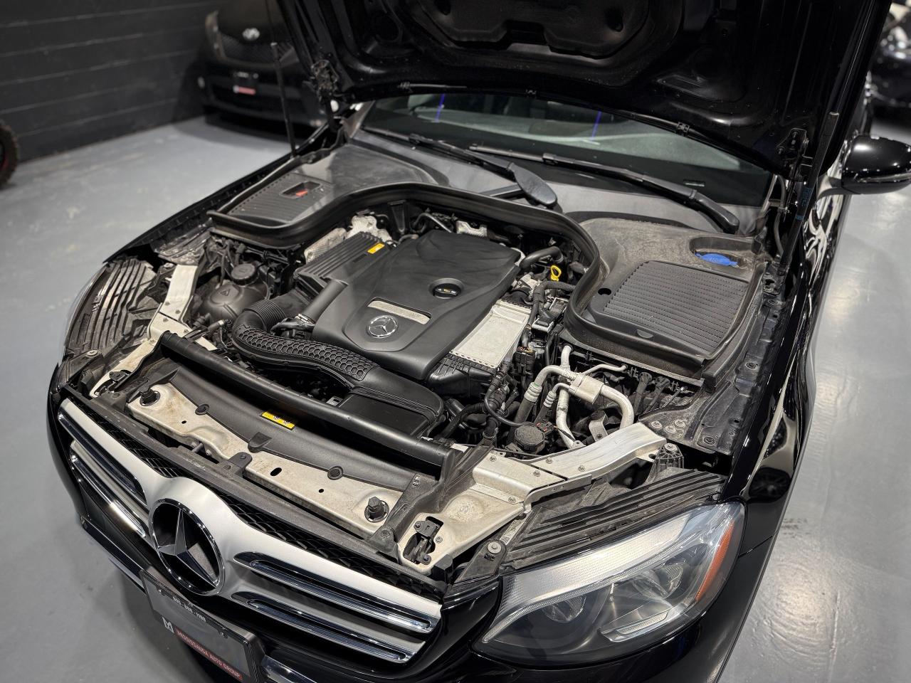 2019 Mercedes-Benz GL-Class GLC 300 - Photo #21