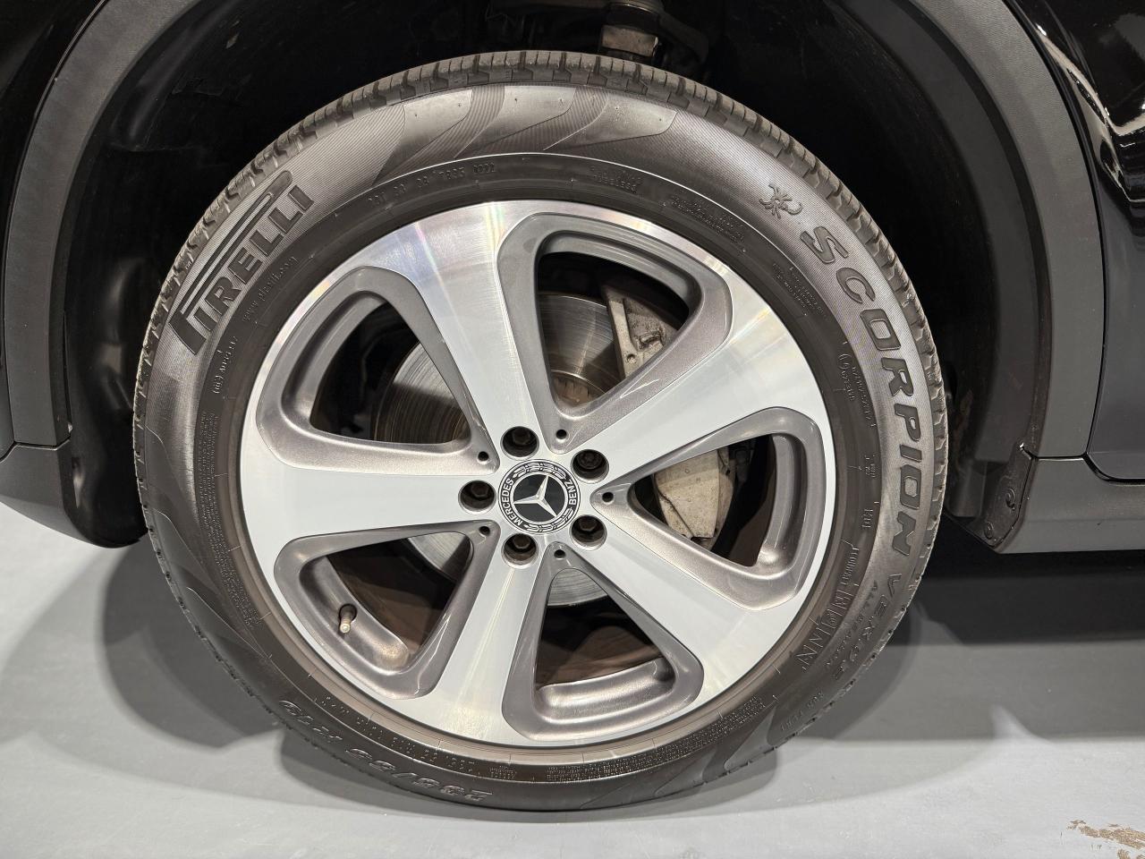 2019 Mercedes-Benz GL-Class GLC 300 - Photo #22