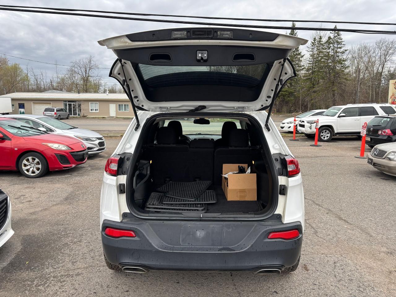 2018 Jeep Cherokee Altitude - Photo #7