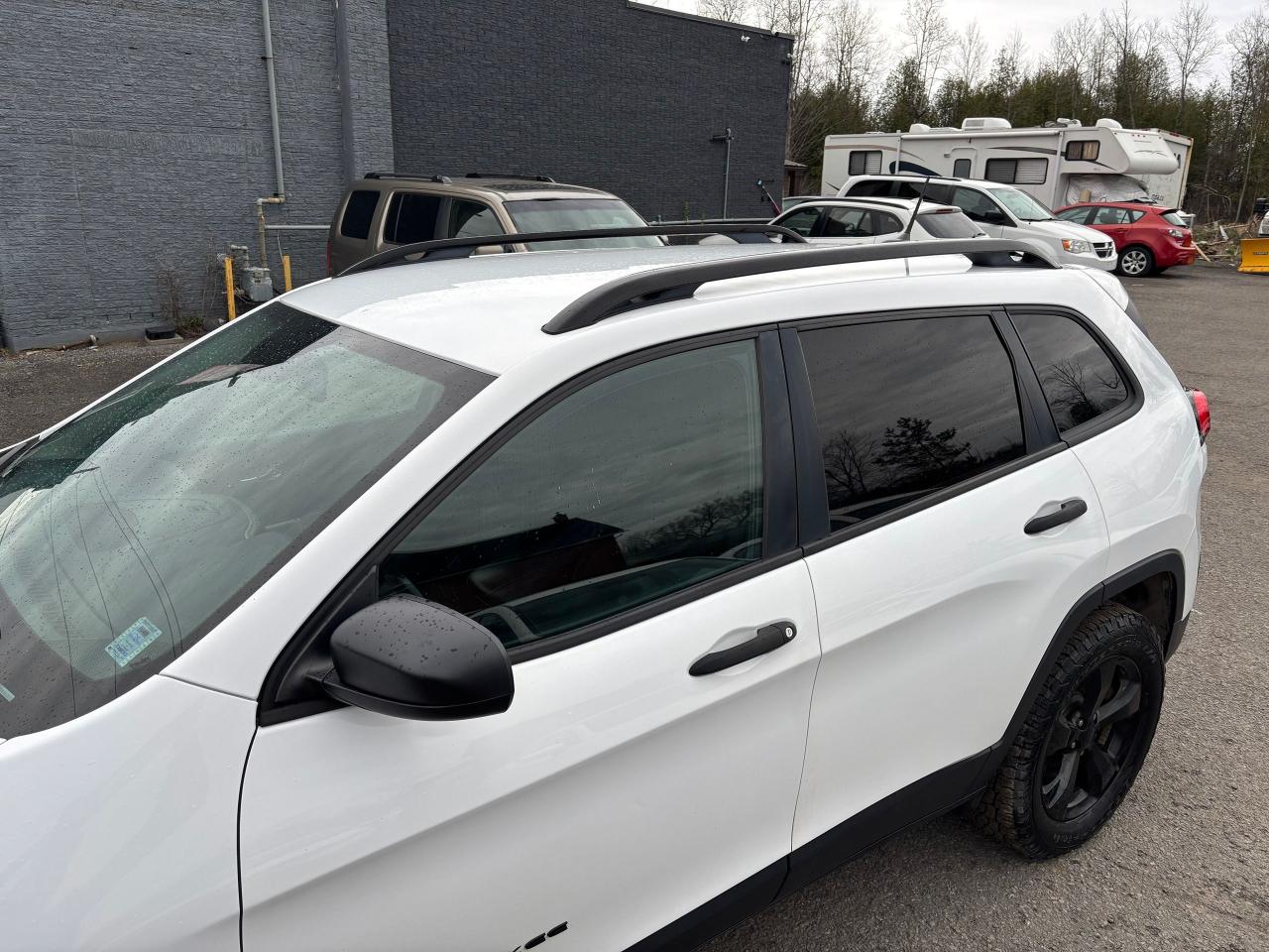 2018 Jeep Cherokee Altitude - Photo #4