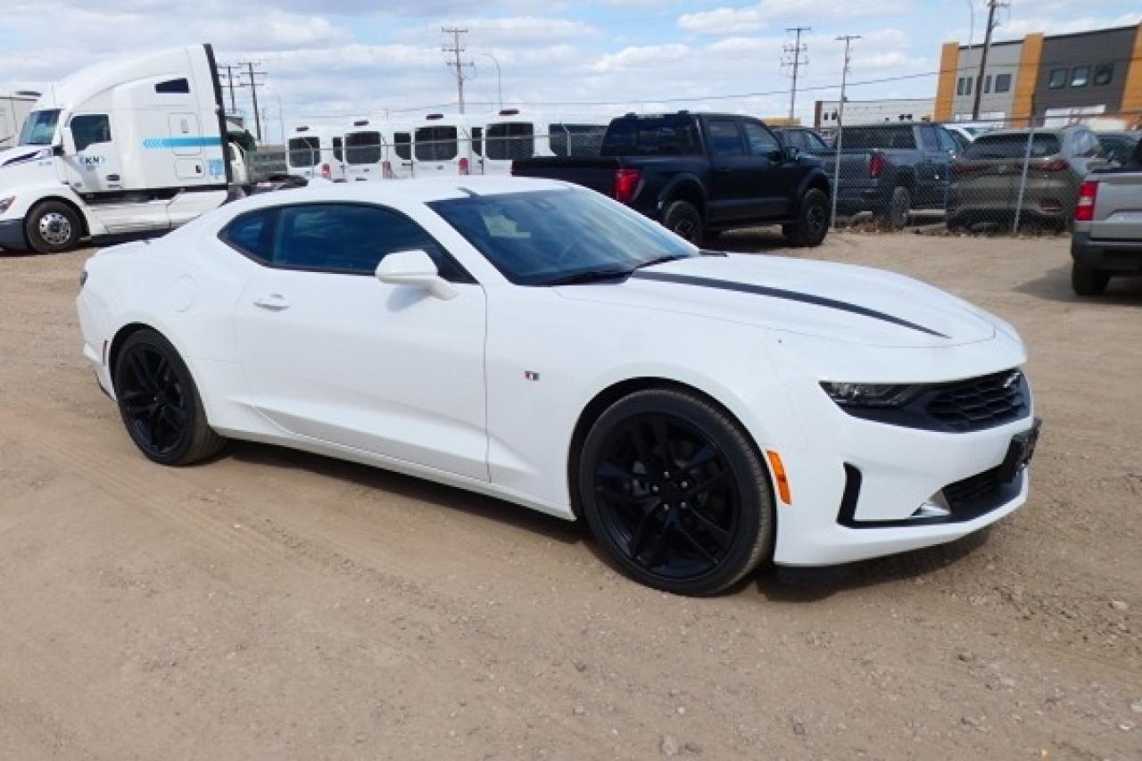 2023 Chevrolet Camaro 2LT RS w/H&C leather, BUC - Photo #4