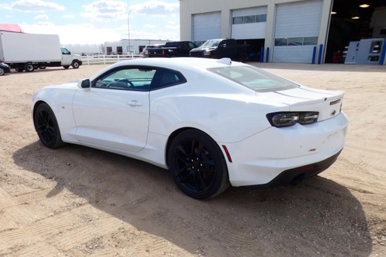 2023 Chevrolet Camaro 2LT RS w/H&C leather, BUC - Photo #8