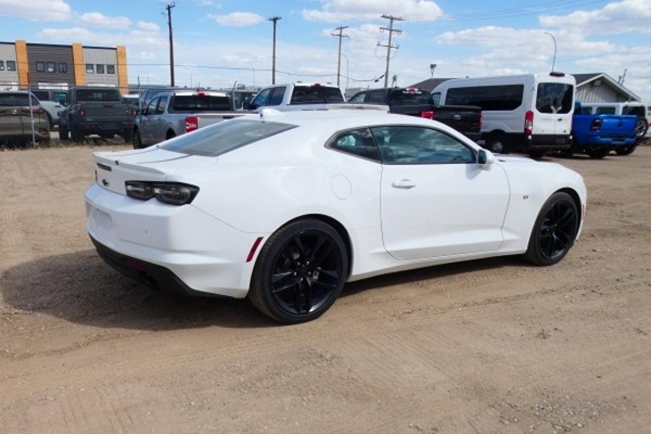 2023 Chevrolet Camaro 2LT RS w/H&C leather, BUC - Photo #6