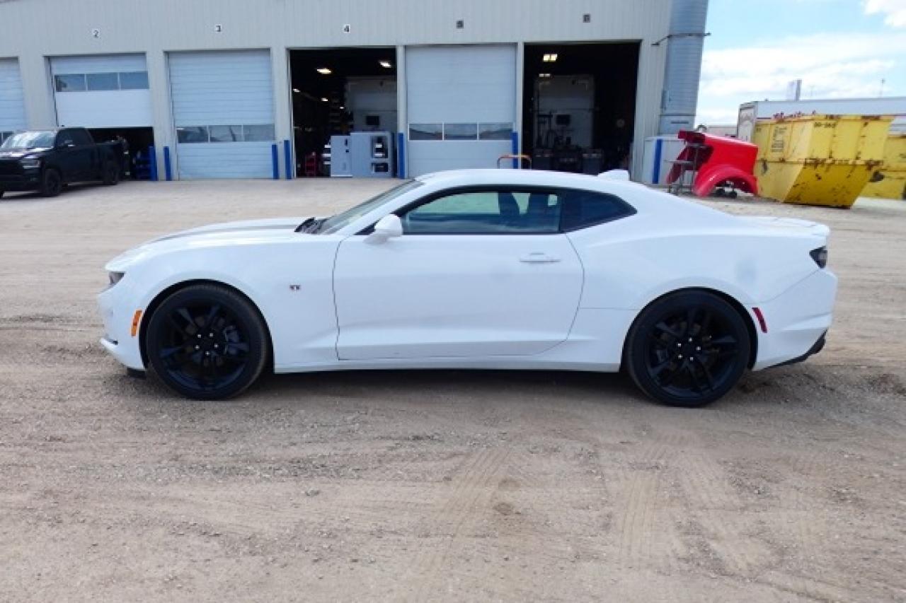 2023 Chevrolet Camaro 2LT RS w/H&C leather, BUC - Photo #1