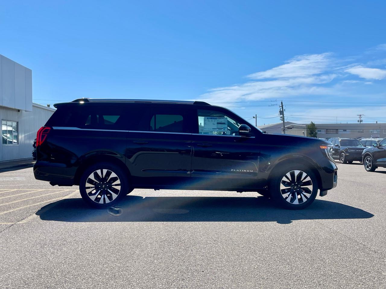2025 Ford Expedition Platinum Max 4X4 Photo