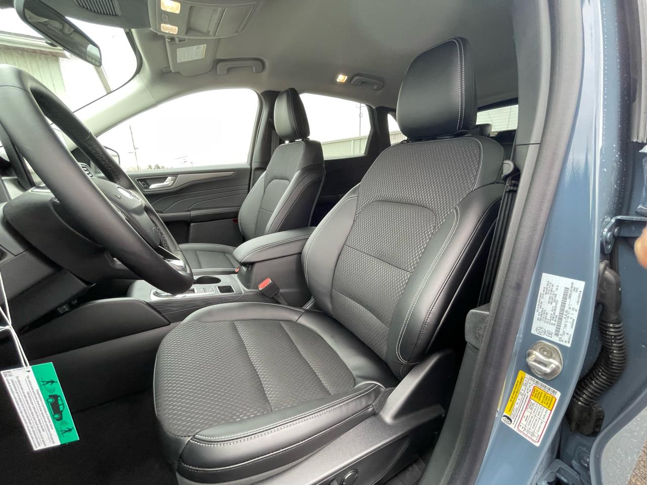 2025 Ford Escape PHEV FWD Photo5