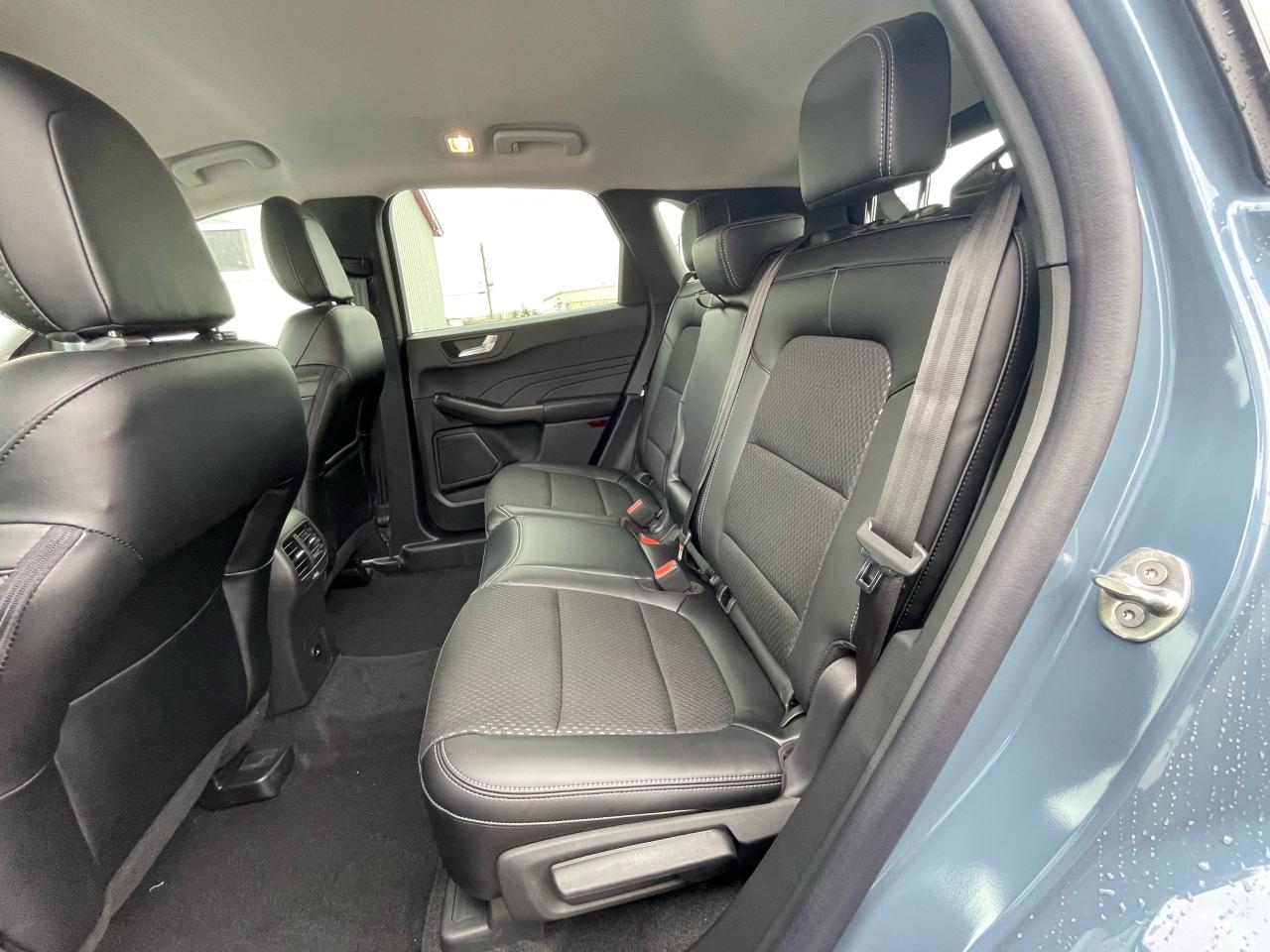 2025 Ford Escape PHEV FWD Photo5