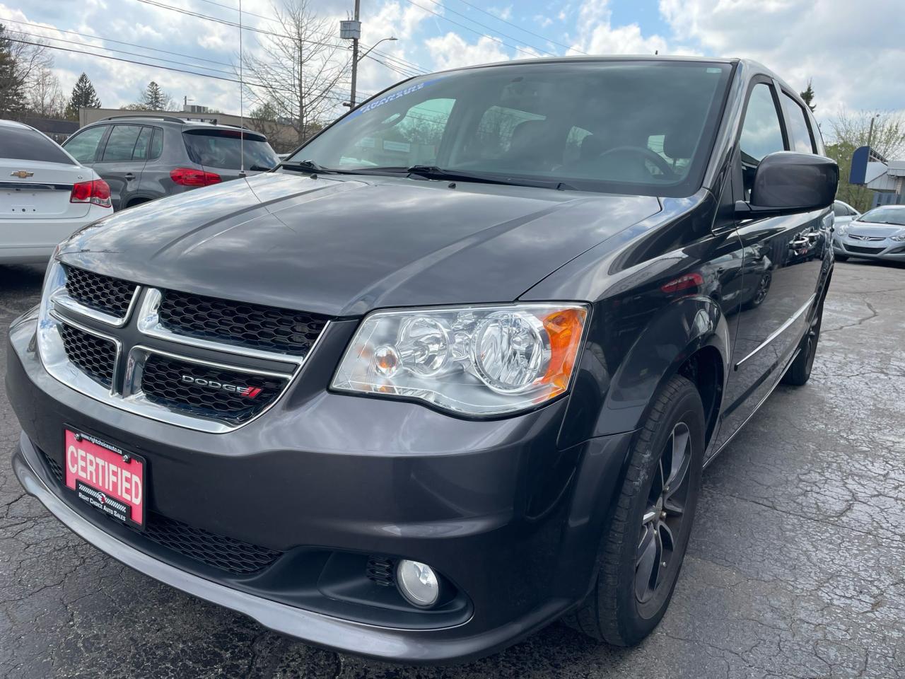 2016 Dodge Grand Caravan SXT Premium Plus - Photo #6