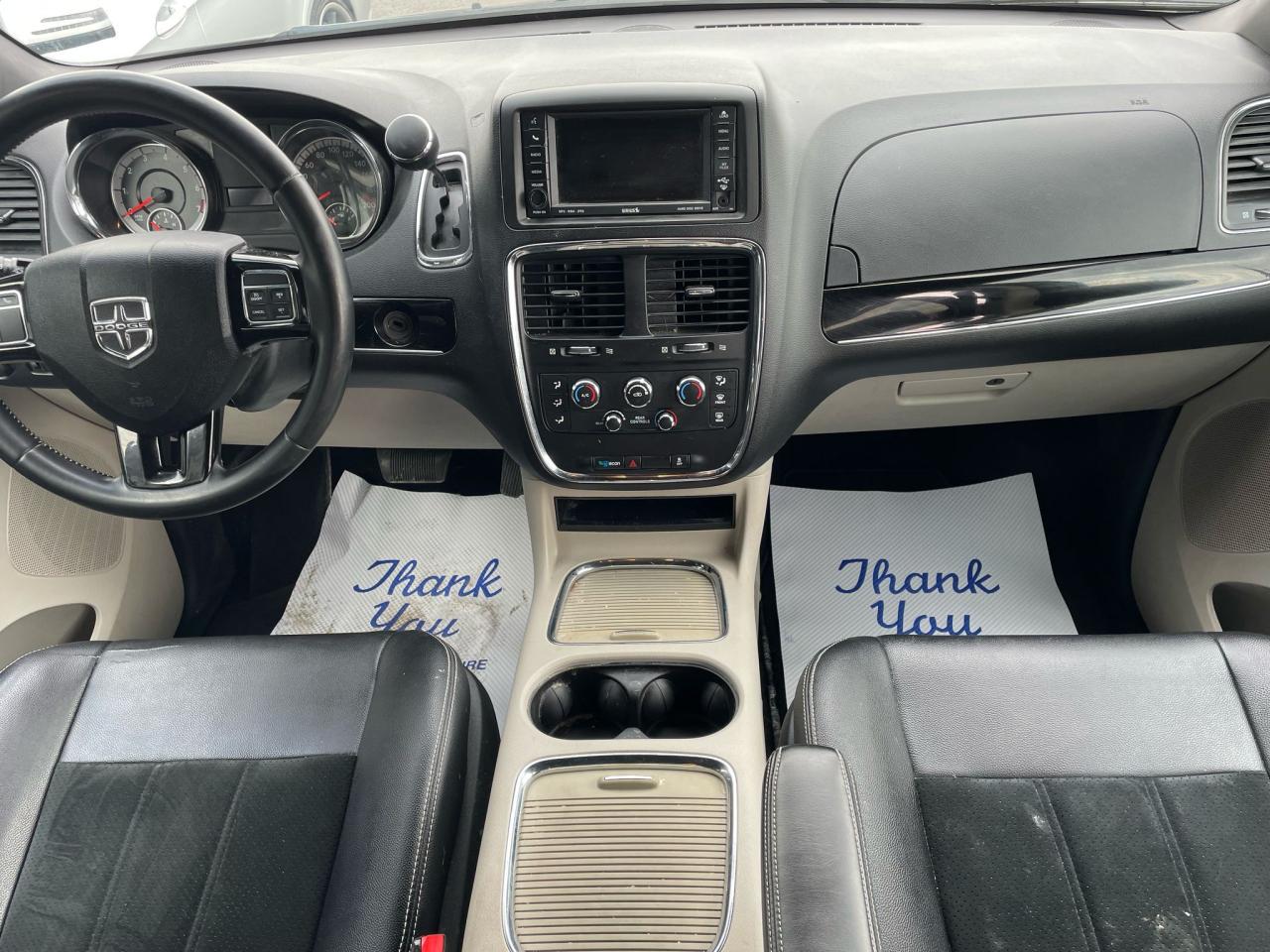 2016 Dodge Grand Caravan SXT Premium Plus - Photo #9