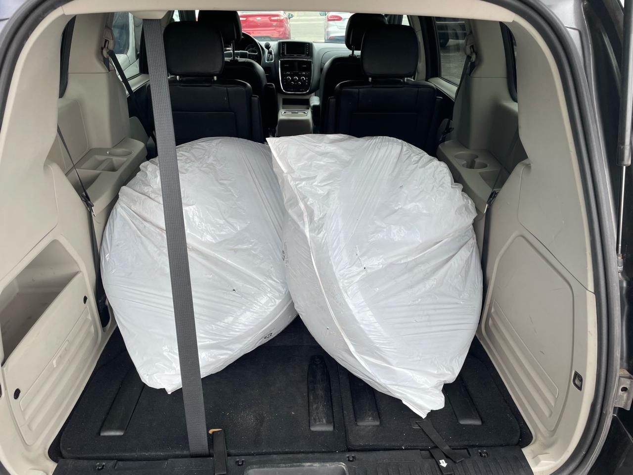 2016 Dodge Grand Caravan SXT Premium Plus - Photo #12