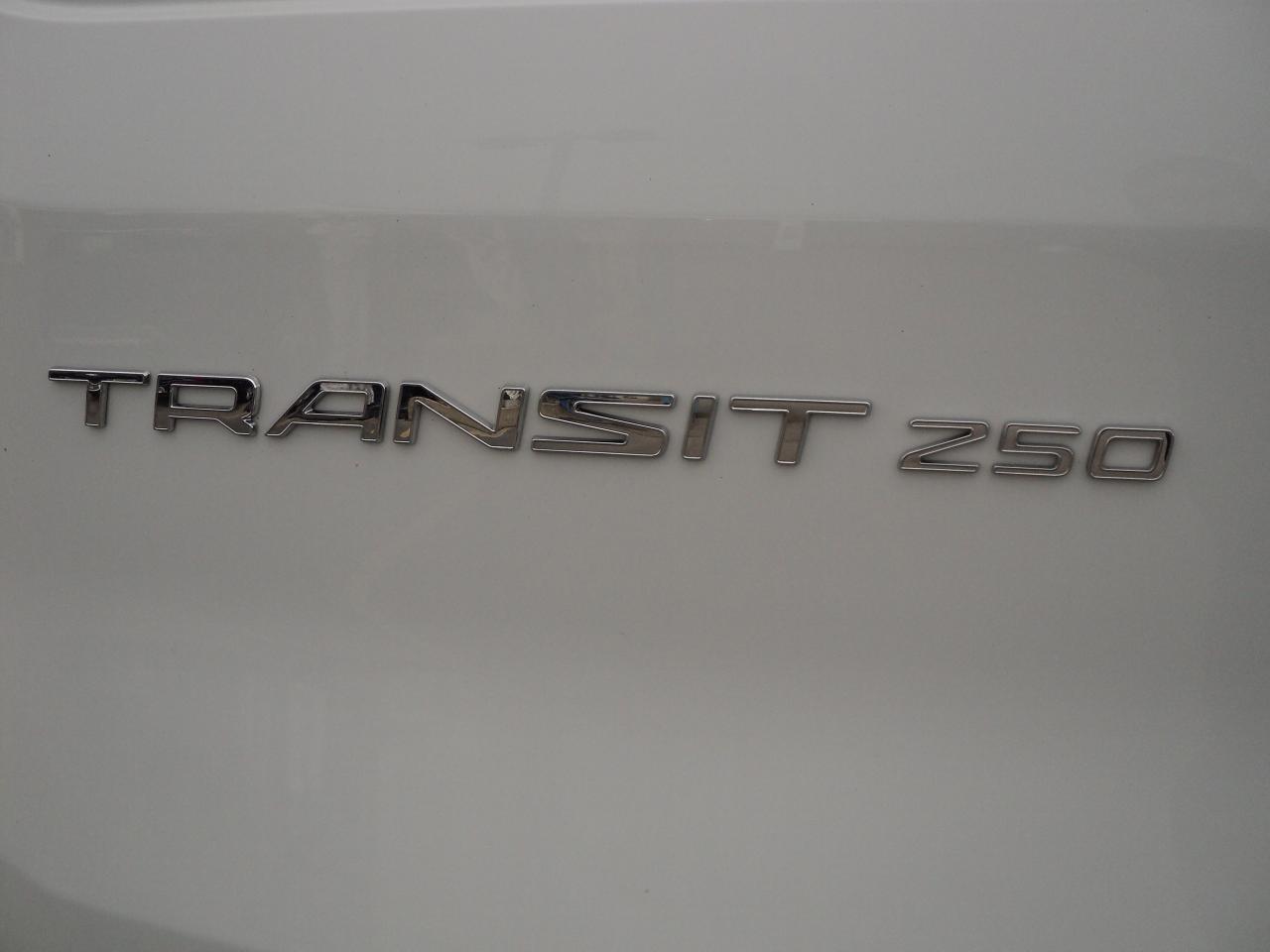 2019 Ford Transit T-250 148"WB LowRf 3.7L6cyl CargoVan BackUpCam - Photo #42