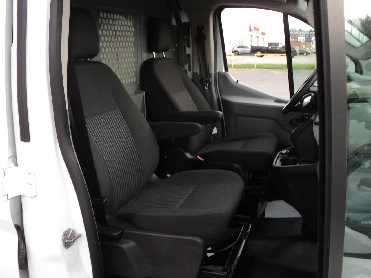 2019 Ford Transit T-250 148"WB LowRf 3.7L6cyl CargoVan BackUpCam - Photo #13