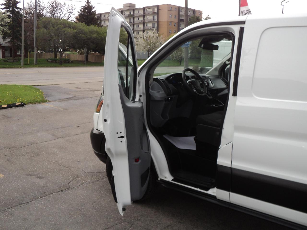 2019 Ford Transit T-250 148"WB LowRf 3.7L6cyl CargoVan BackUpCam - Photo #10