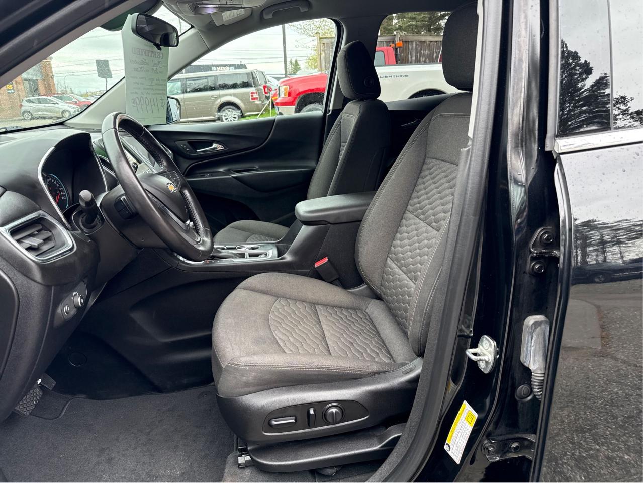 2019 Chevrolet Equinox LT - Photo #9