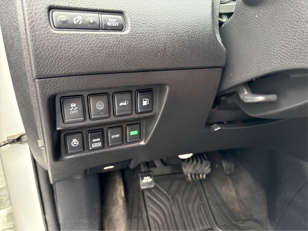 2018 Nissan Rogue S - Photo #17