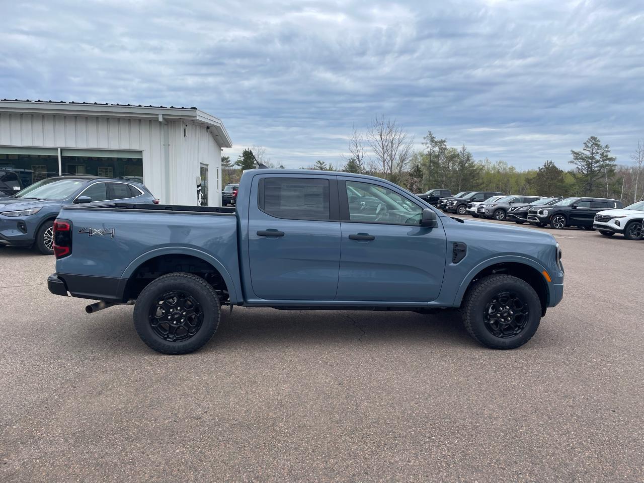2025 Ford Ranger XLT Photo5