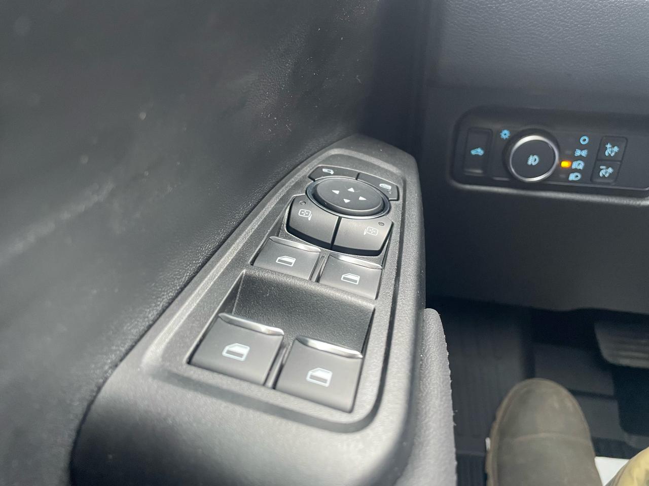 2025 Ford Ranger XLT Photo5