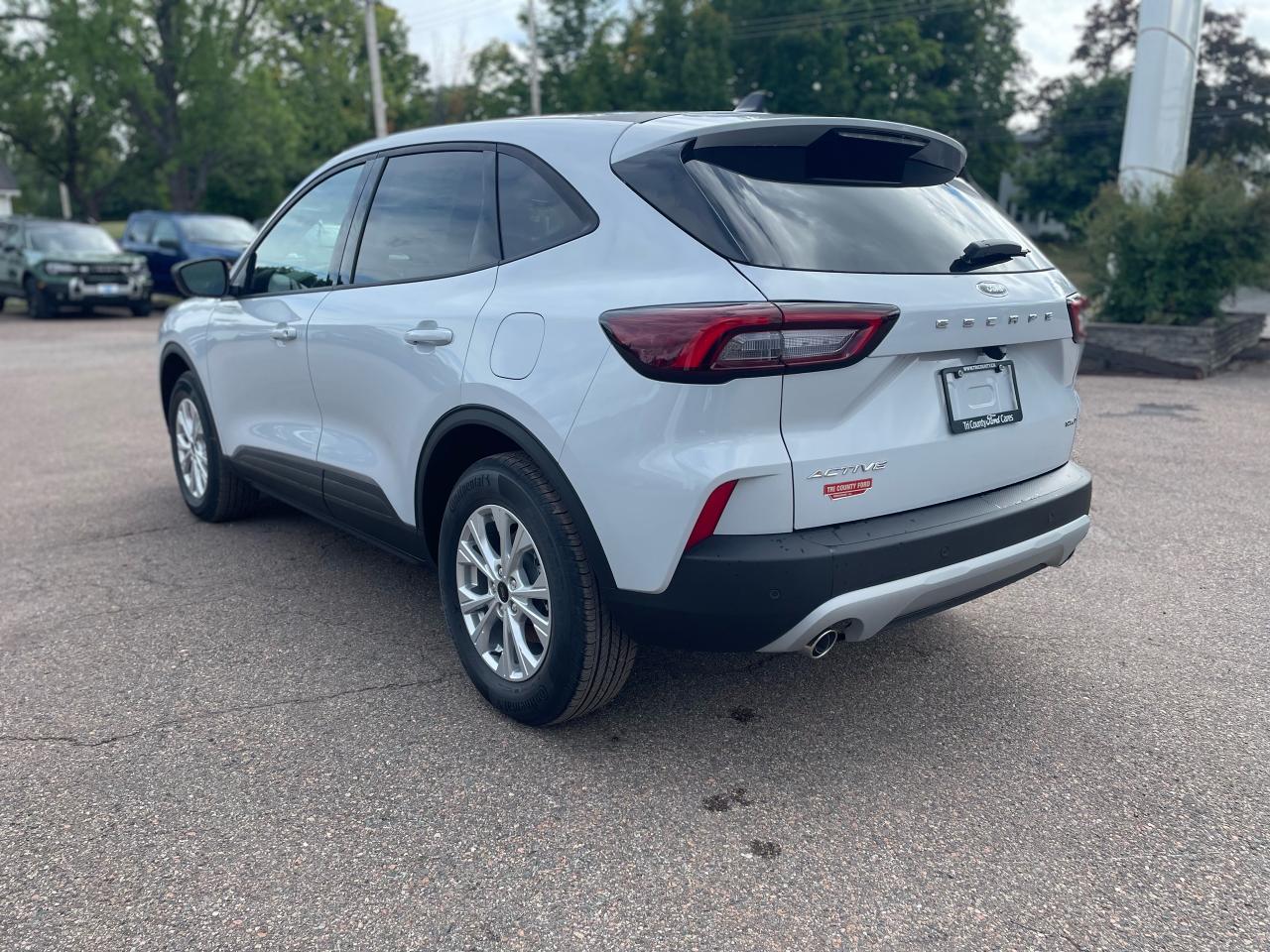 2025 Ford Escape Active Photo4