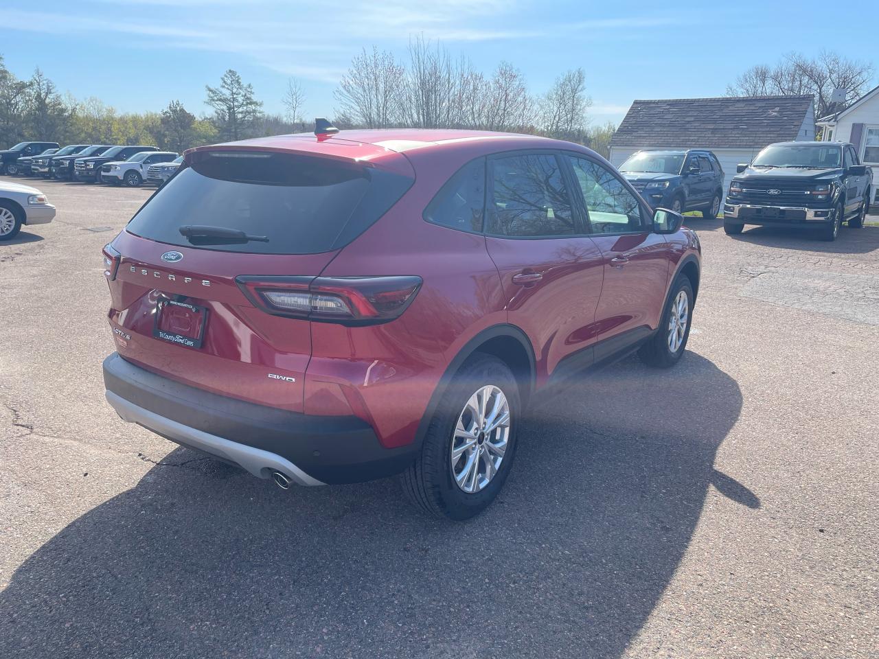 2025 Ford Escape Active Photo5