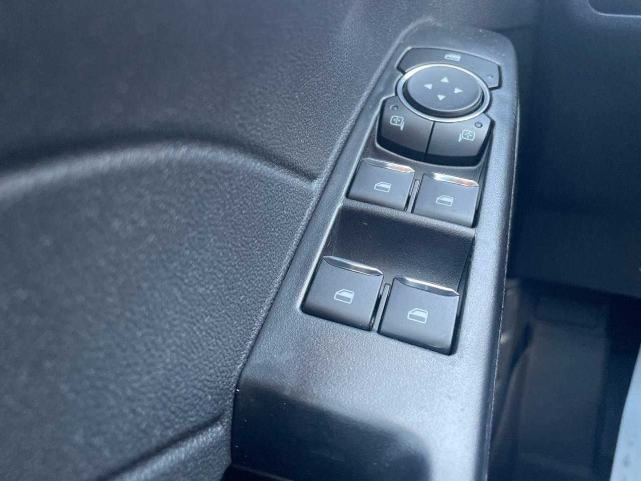 2025 Ford Escape Active Photo5