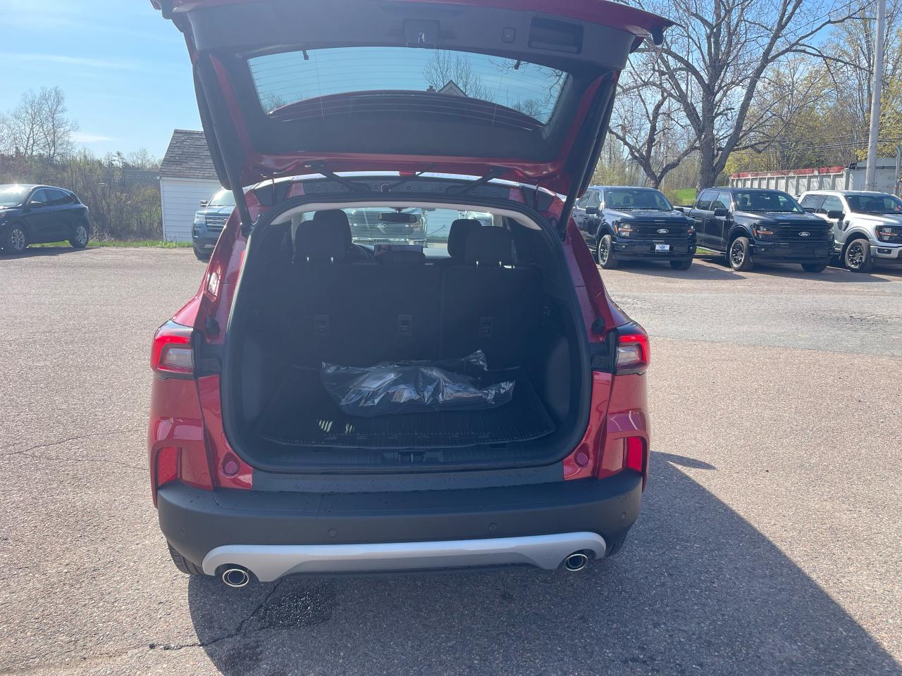 2025 Ford Escape Active Photo5