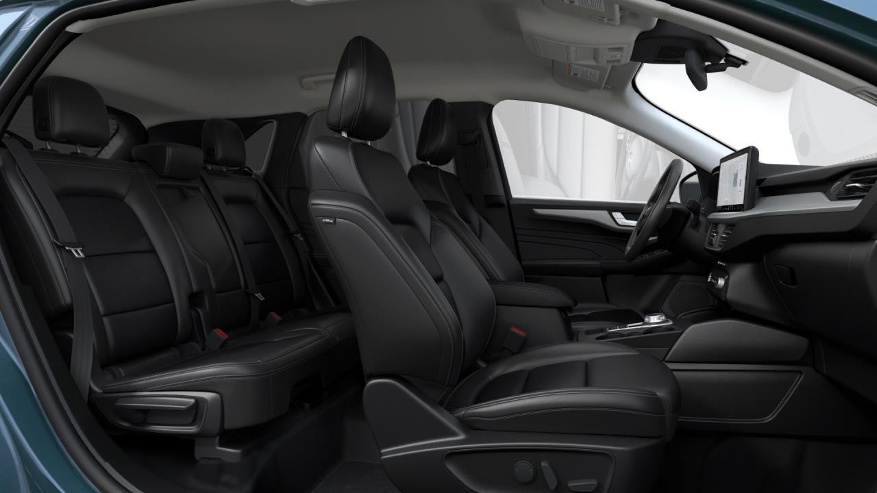 2025 Ford Escape Platinum Photo5