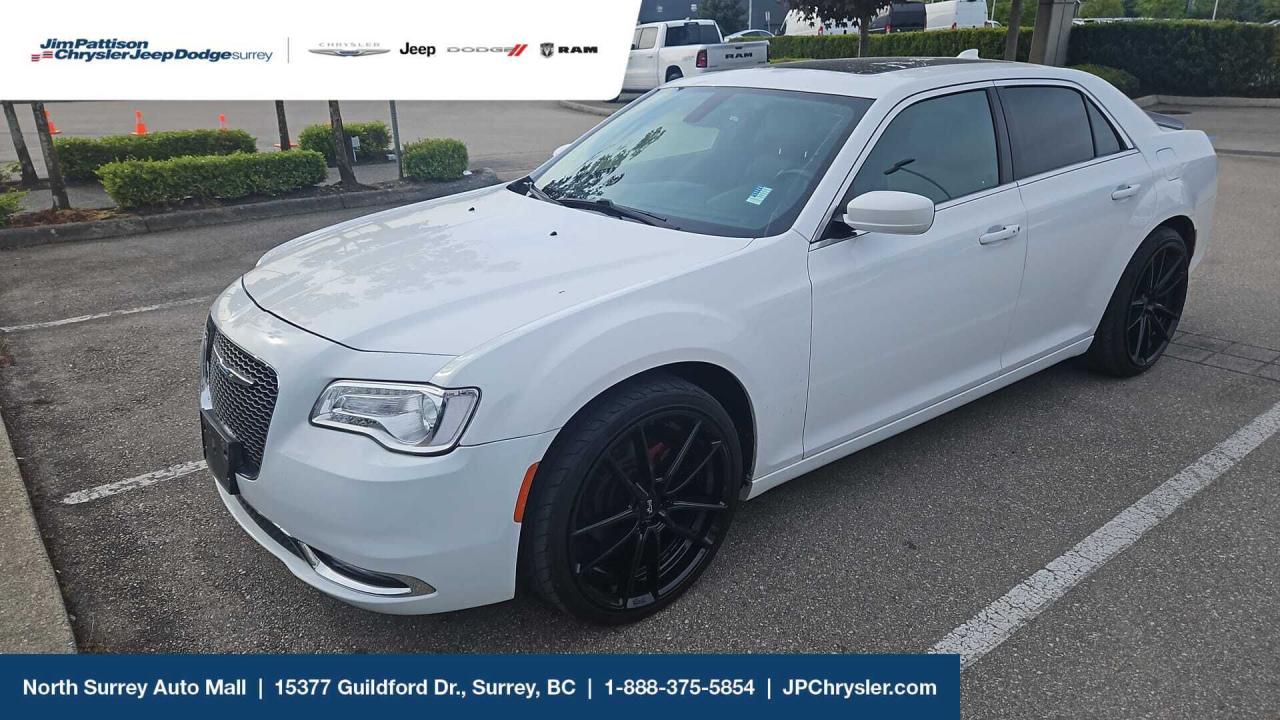 Used 2018 Chrysler 300 300 Touring RWD for sale in Surrey, BC