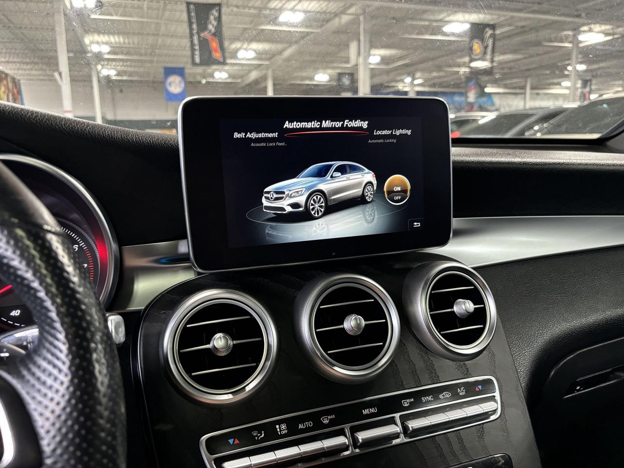 2019 Mercedes-Benz GL-Class GLC300|4MATIC|AMGPKG|COUPE|NAV|WOOD|AMBIENT|ROOF|+ - Photo #24
