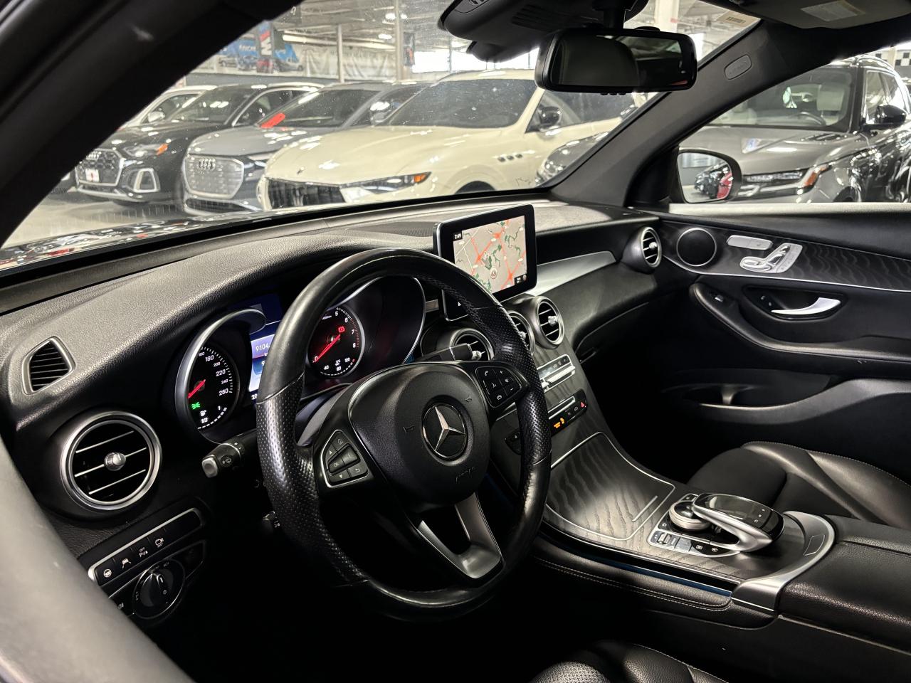 2019 Mercedes-Benz GLC GLC300|4MATIC|AMGPKG|COUPE|NAV|WOOD|AMBIENT|ROOF|+ - Photo #15