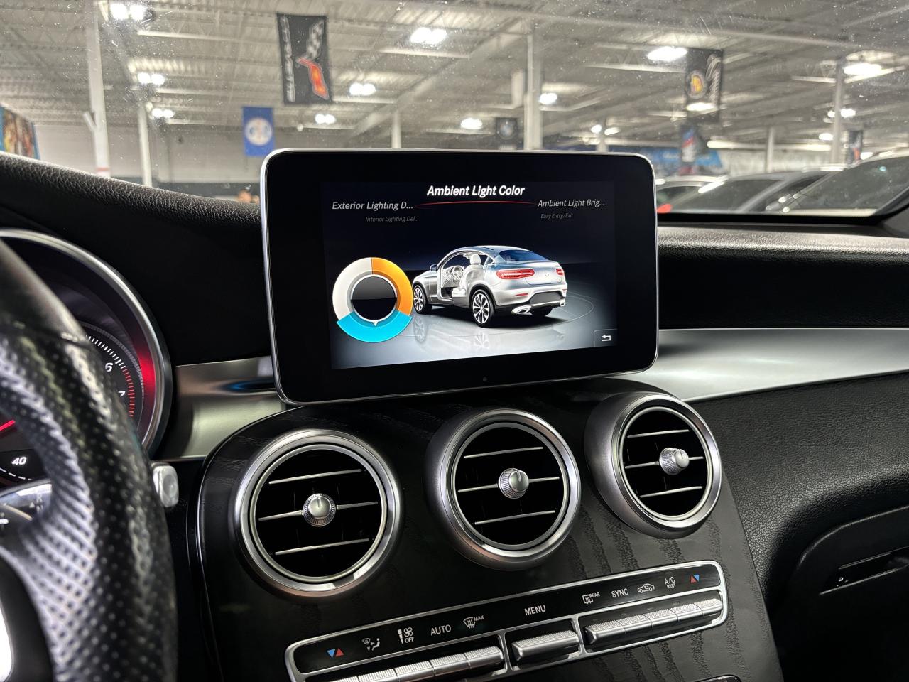 2019 Mercedes-Benz GLC GLC300|4MATIC|AMGPKG|COUPE|NAV|WOOD|AMBIENT|ROOF|+ - Photo #23