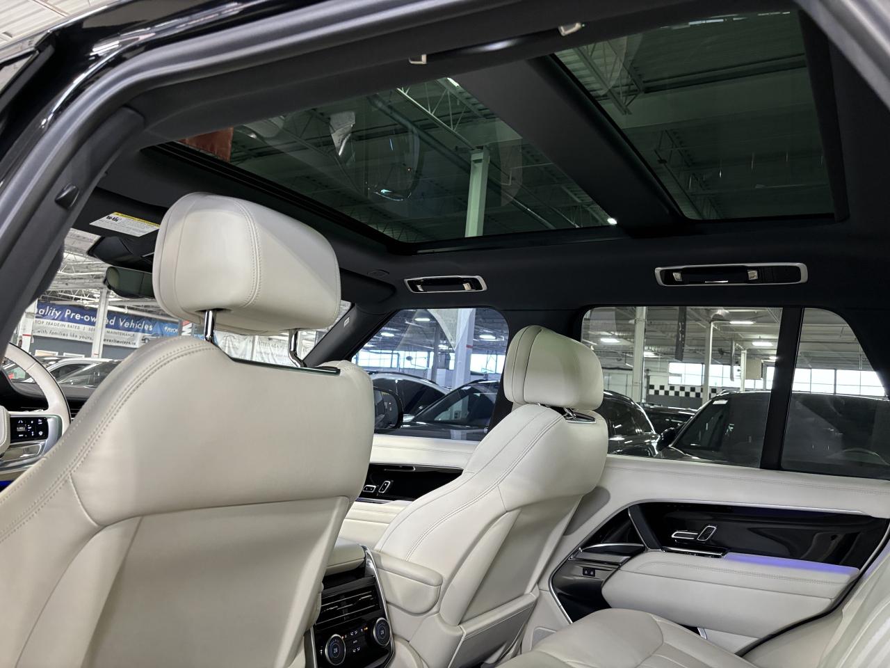 2023 Land Rover Range Rover P530 SE SWB|NO LUX TAX|NAV|MASSAGE|RECLINE|CREAM|+ - Photo #10