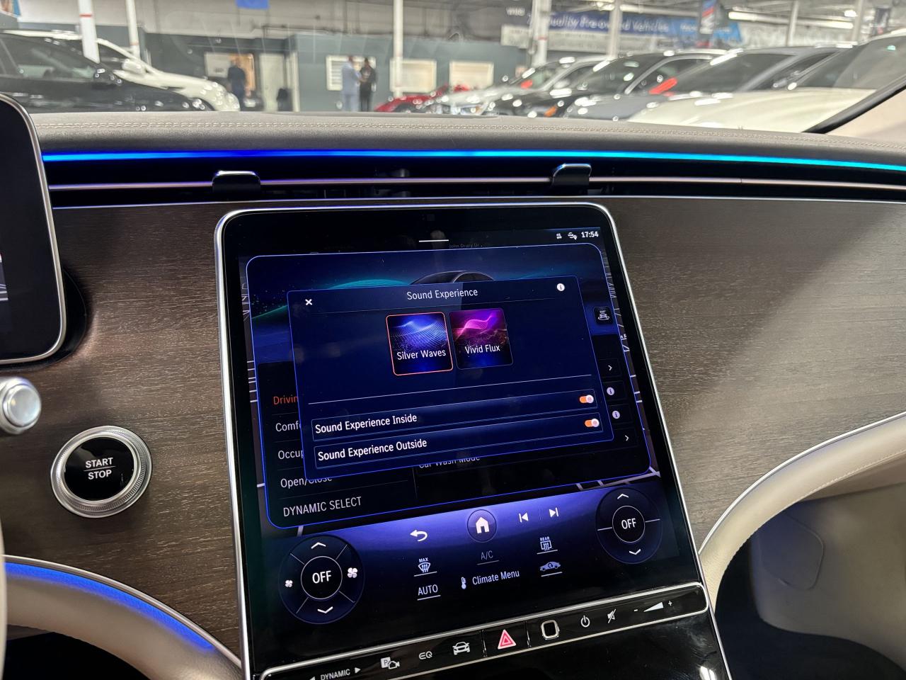 2023 Mercedes-Benz E-Class EQS450+|SEDAN|CREAMLEATHER|BURMESTER|WOOD|AMBIENT| - Photo #49