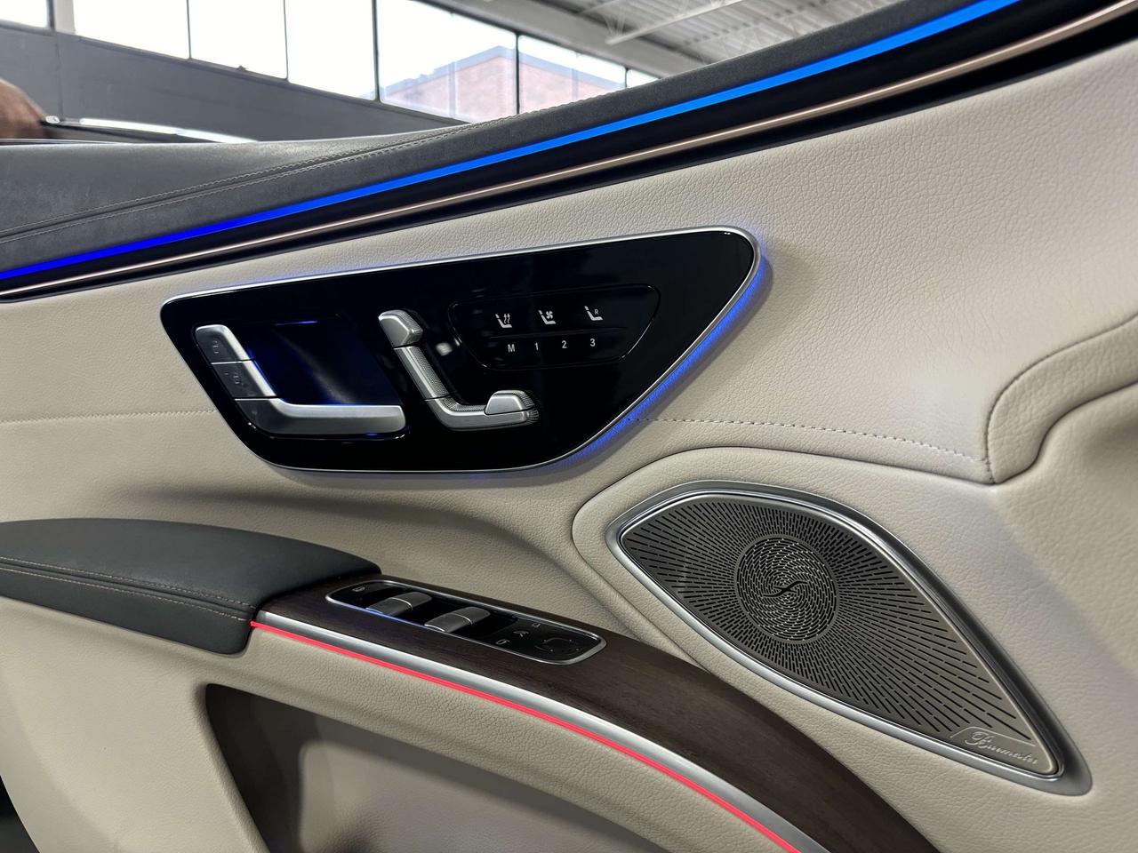 2023 Mercedes-Benz E-Class EQS450+|SEDAN|CREAMLEATHER|BURMESTER|WOOD|AMBIENT| Photo