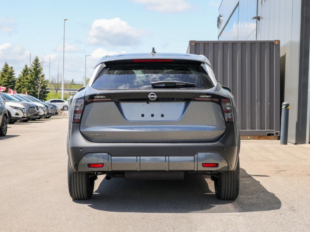 2025 Nissan Kicks SV  - Heated Seats Photo2