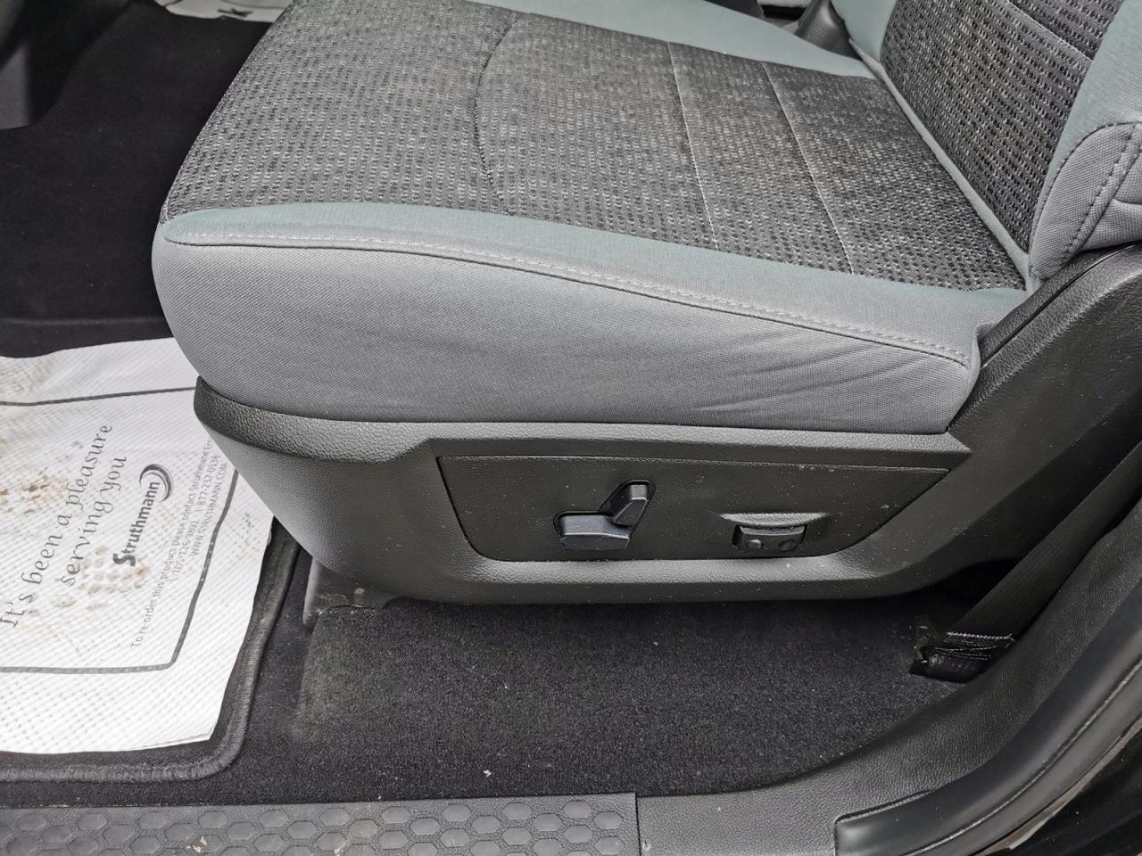 2020 RAM 1500 SLT  SWB - Photo #12