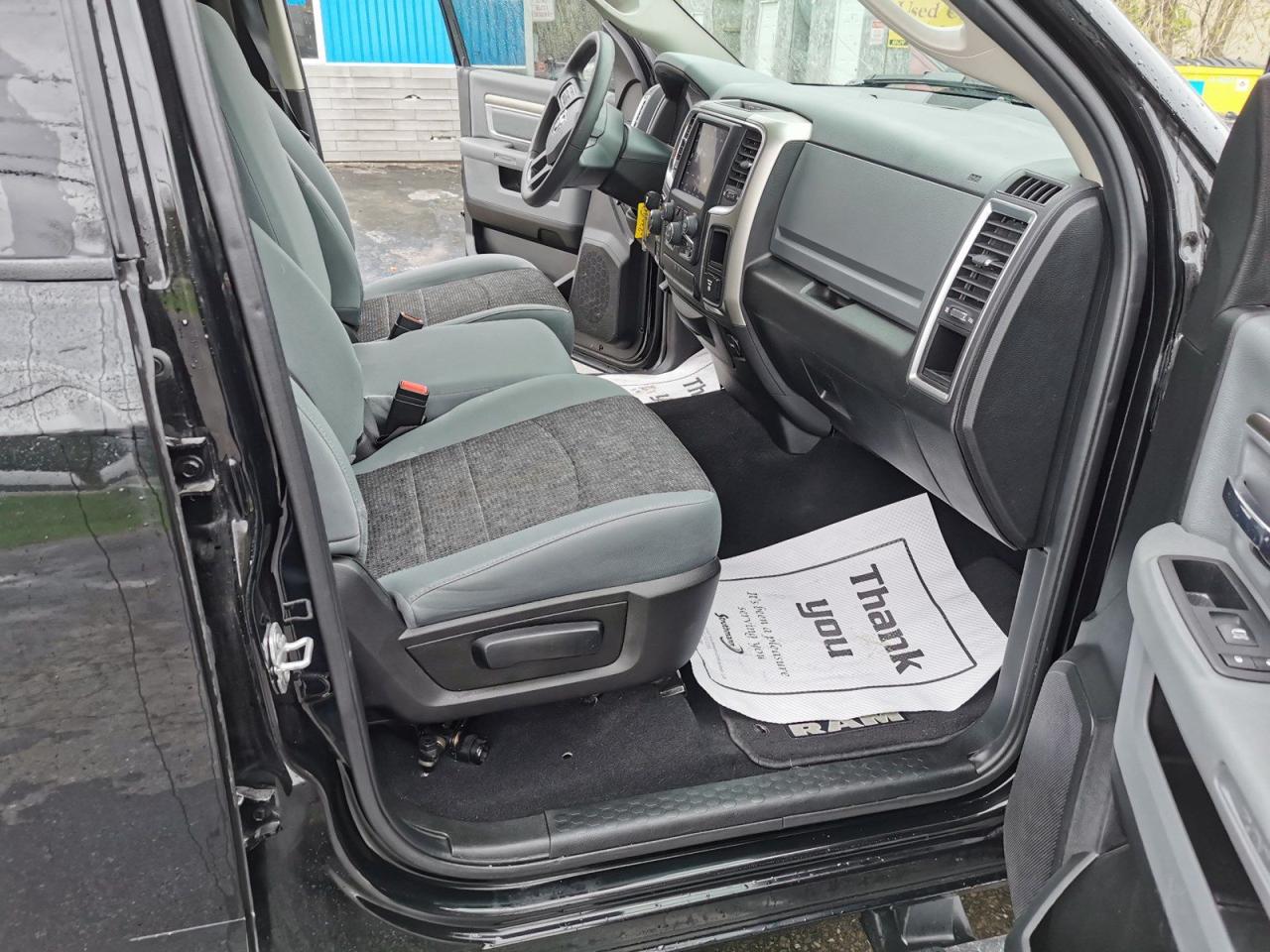 2020 RAM 1500 SLT  SWB - Photo #21