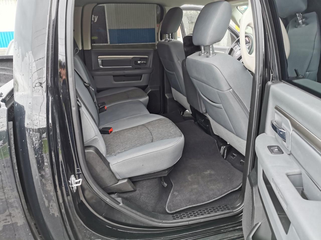 2020 RAM 1500 SLT  SWB - Photo #22