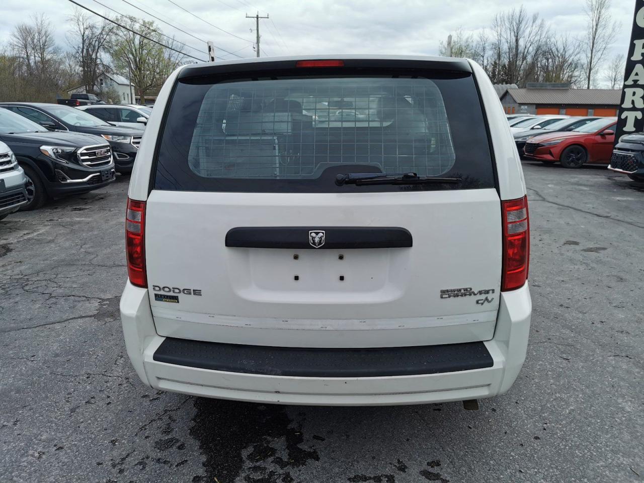 2010 Dodge Grand Caravan CARGO - Photo #6