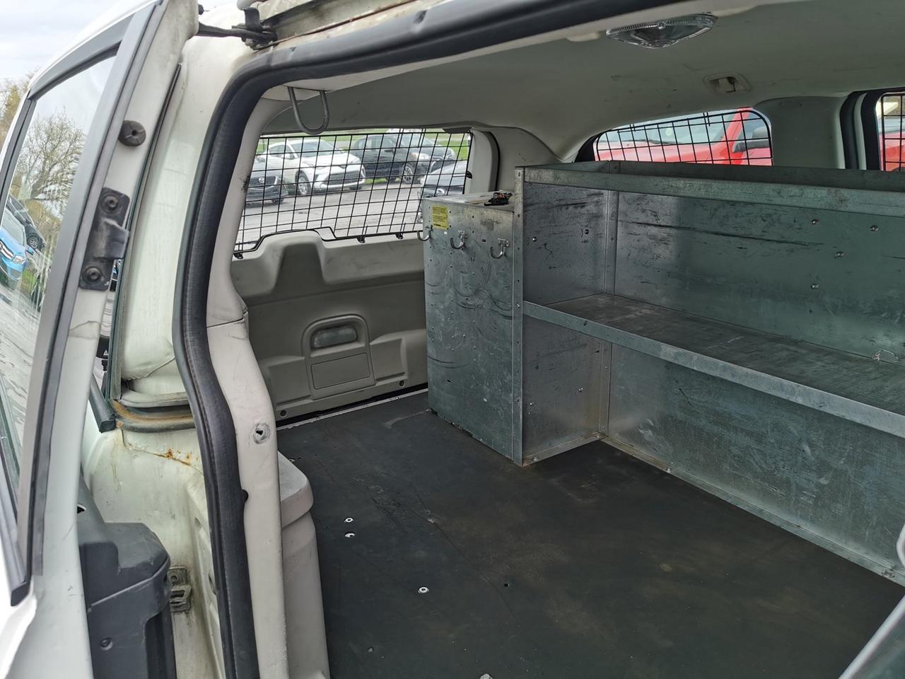2010 Dodge Grand Caravan CARGO Photo
