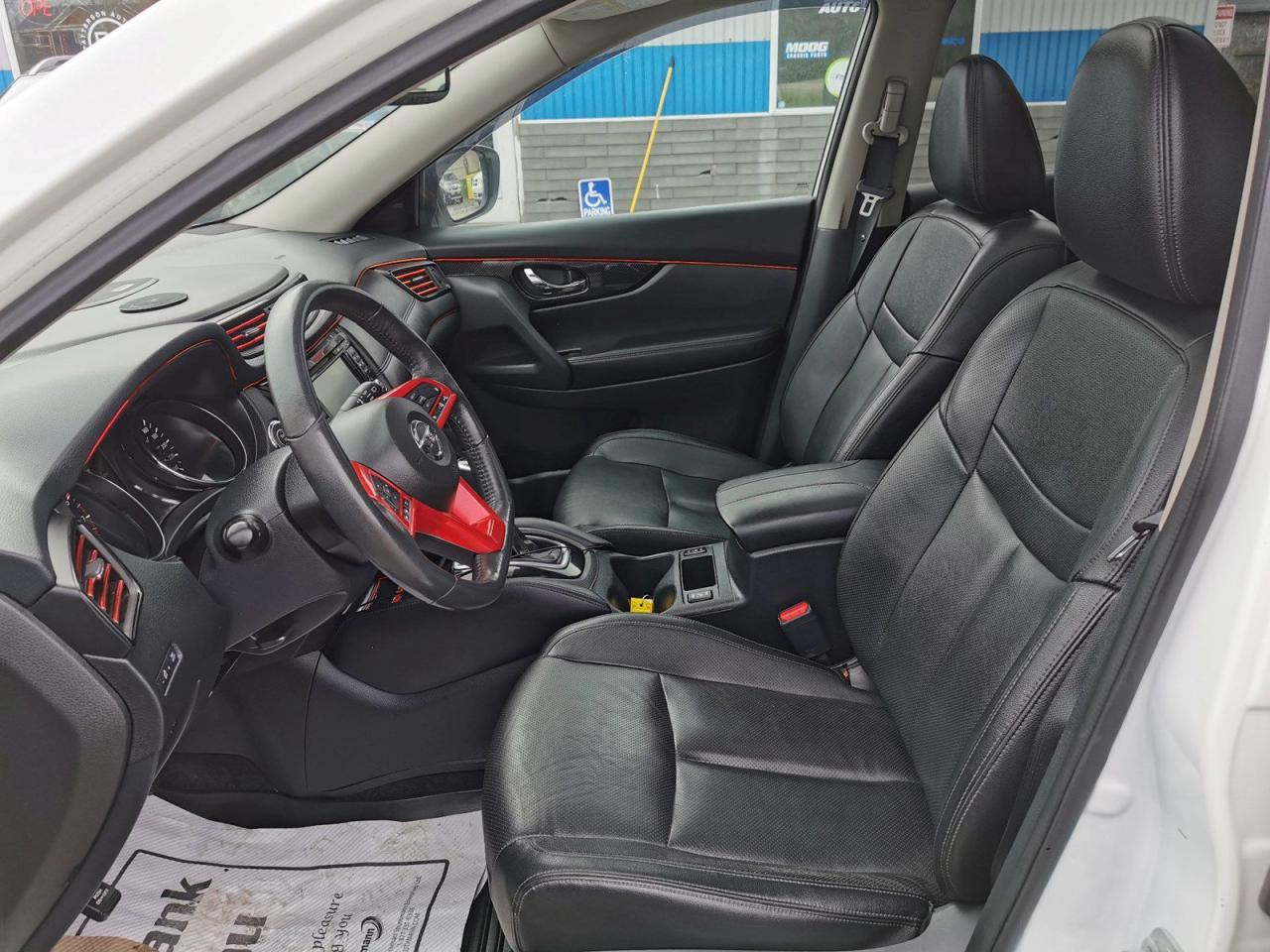 2017 Nissan Rogue SL - Photo #14