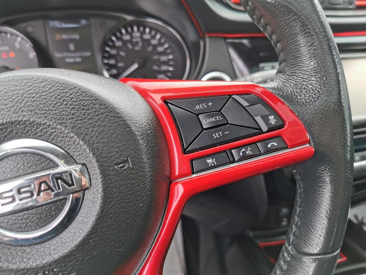 2017 Nissan Rogue SL - Photo #18