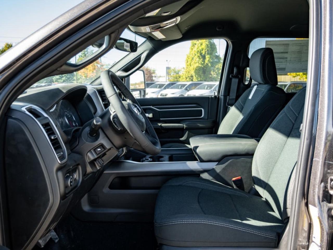 2025 RAM 2500 Big Horn Photo