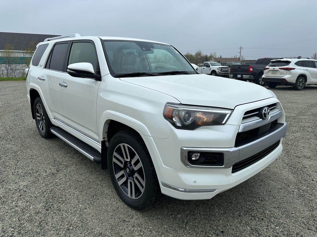 2021 Toyota 4Runner Limited Photo2